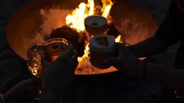 Η bluegr Hotels & Resorts και το "Baba Au Rum" φέρνουν τα πιο εκλεκτά cocktails στις ακτές της Κρήτης