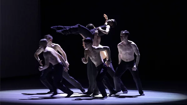 Το δυναμικό όραμα του Nederlands Dans Theater