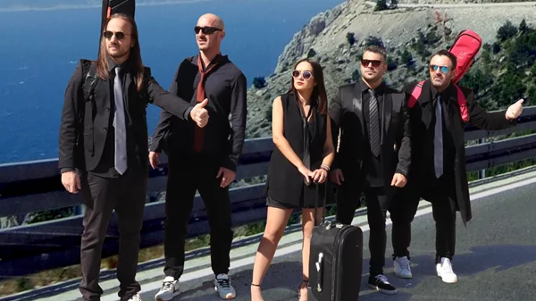 Ένα live party από τους Walkman the band