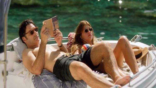 Τελικά εξαντλήθηκε η "Μεγάλη Χίμαιρα" από τα ράφια των ελληνικών βιβλιοπωλείων;