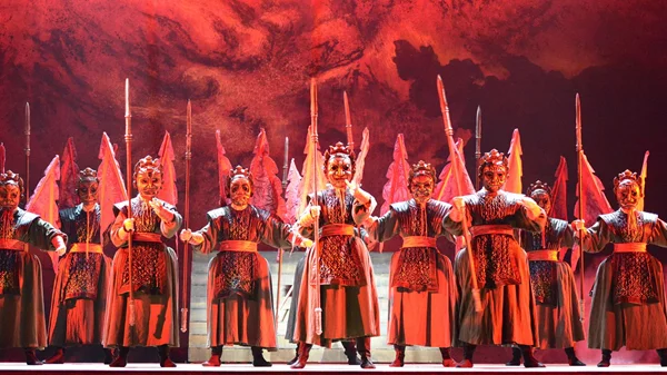 Το 1o Ελληνο-Κινεζικό Φεστιβάλ μάς μεταφέρει στον κόσμο του κινεζικού θεάτρου στο Christmas Theater