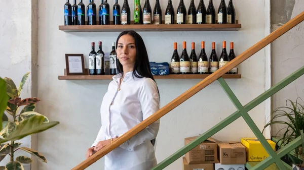 Η σεφ Ελένη Σαράντη είναι πολύ περισσότερα απ’ αυτό που φαίνεται