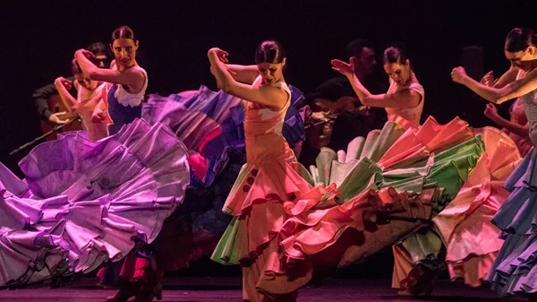 Πανδαισία χρωμάτων και ρυθμών από το Εθνικό Μπαλέτο Ισπανίας