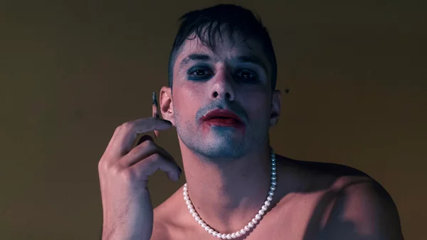 Έρχεται το τελευταίο έργο του Δημήτρη Δημητριάδη σε σκηνοθεσία του Γιάννη Σκουρλέτη