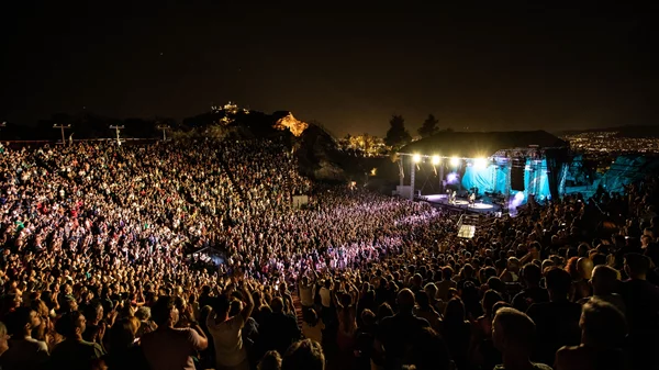 Η εβδομάδα μας στον Λυκαβηττό έχει σταθερές αξίες αλλά και μια έκπληξη