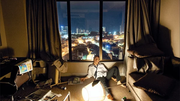 Η φωτογραφική έκθεση "Absorbed, Damn I miss snowboarding" είναι εμπνευσμένη από την εποχή των social media