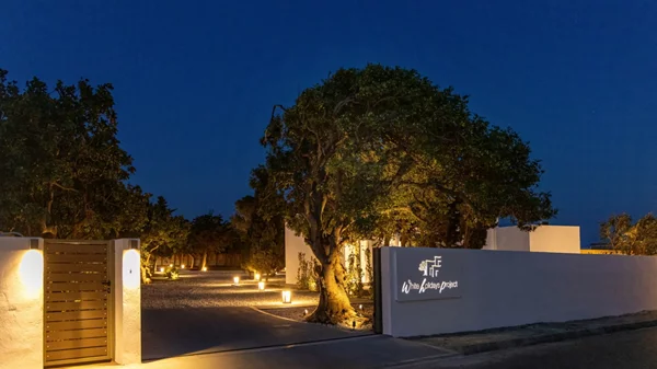 White Holidays Project: Διακοπές στο θαύμα της Τήνου