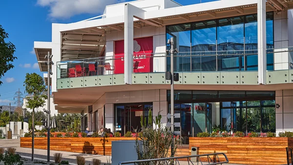 Αυτό το Πάσχα, οι βόλτες και τα ψώνια ξεκινούν από το RIVER WEST