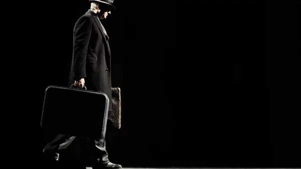 "Ο θάνατος του εμποράκου": Δεύτερη σεζόν για την επιτυχημένη παράσταση του Γιώργου Νανούρη, με τον Βλαδίμηρο Κυριακίδη σε μία συναρπαστική ερμηνεία