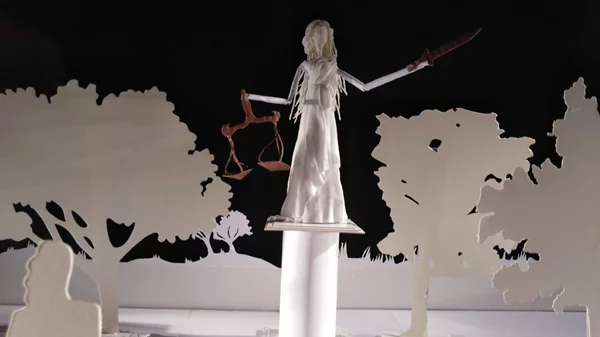 Ο "Δαίδαλος και Ίκαρος" πρωταγωνιστούν σε χάρτινη τρισδιάστατη παράσταση