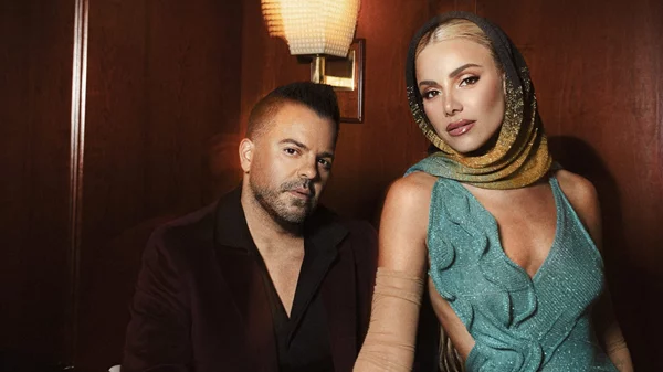 Νίκος Απέργης και Josephine μας απογειώνουν στο 'Cabaret Athens'