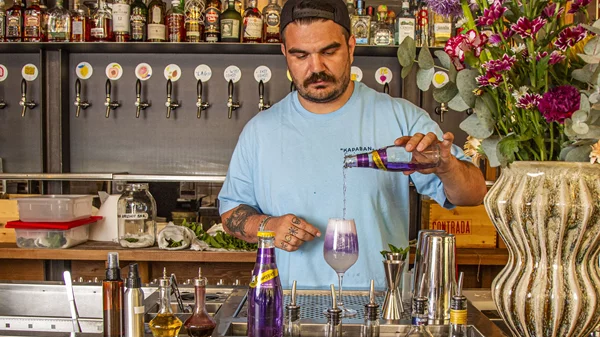 Βασίλη Κυρίτση, πώς έγιναν ξανά της μόδας τα disco drinks;