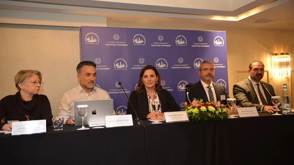 Υπ. Τουρισμού: Στοχευμένα έργα για τη βιώσιμη ανάπτυξη του θαλάσσιου τουρισμού