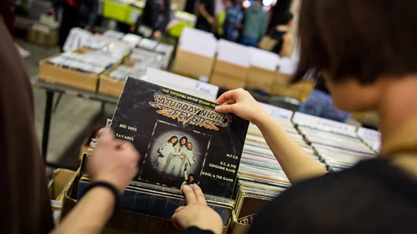 Ένα πασχαλινό Vinyl Market στην Τεχνόπολη