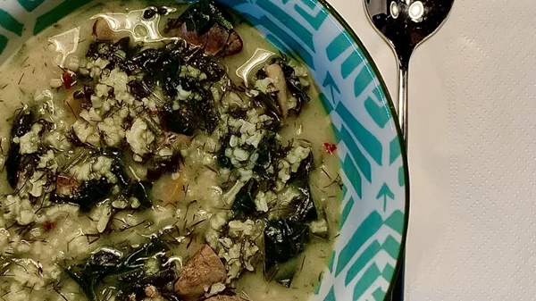 Η παραδοσιακή μαγειρίτσα της Μπεμπέκας, πακέτο για το σπίτι