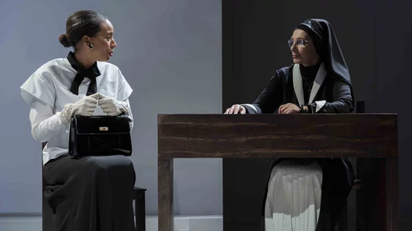 Οι σκηνές των Αθηναϊκών Θεάτρων γεμίζουν ενέργεια χάρη στην Protergia - Κερδίστε διπλές προσκλήσεις