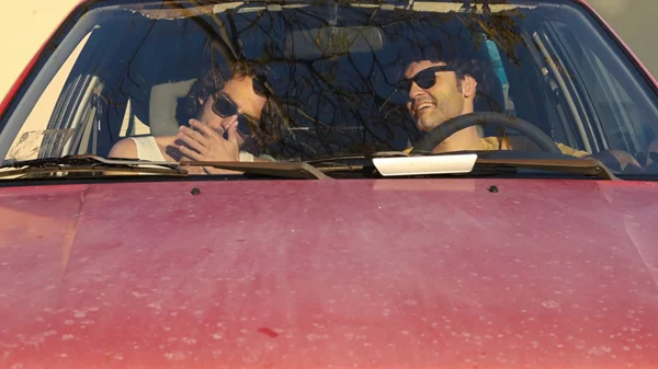 Το αυτοβιογραφικό "Ποιος σκότωσε τον πατέρα μου" για πρώτη φορά στην Ελλάδα