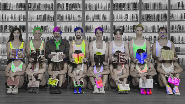 Στην παράσταση που μπορείς να μείνεις 4 λεπτά αλλά και 4 ώρες - και μάλλον θα συμβεί το δεύτερο