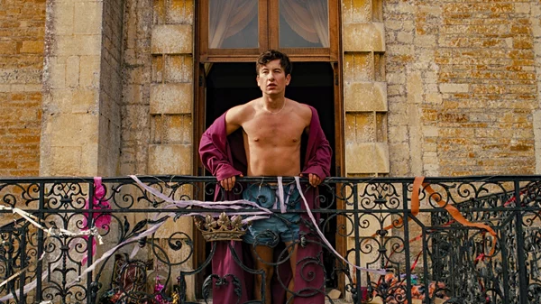 Ο κενός κόσμος του "Saltburn" και το πανέμορφο περιτύλιγμά του