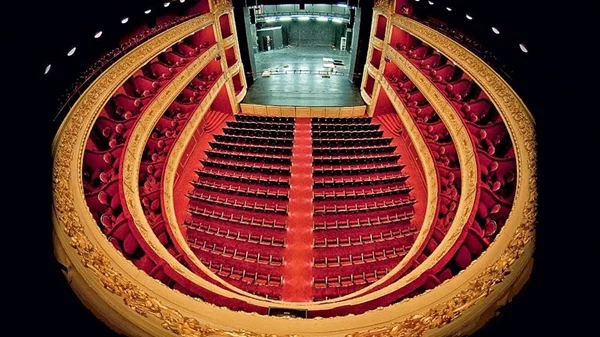 Η καρδιά της νέας ελληνικής δραματουργίας χτυπά στο Δημοτικό Θέατρο Πειραιά