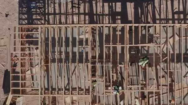 "Το δράμα της κατεδάφισης": Δωρεάν προβολή και συζήτηση για τη βιομηχανία ακινήτων στο Ινστιτούτο Γκαίτε