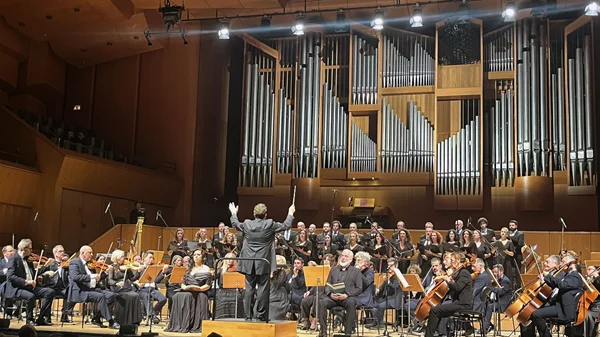 Συναυλιακό ξεκίνημα Συμφωνικής Ορχήστρας ΕΡΤ και Μιχ. Οικονόμου: ωραία προγράμματα, άνισες επιδόσεις