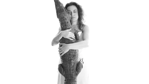 "Σαρλότ": Το "οπερΩτικό μονόδραμα" της Λίνας Ζάχαρη στην Εναλλακτική Σκηνή της ΕΛΣ