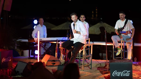 Η Coca-Cola και ο Κωνσταντίνος Αργυρός αποχαιρέτησαν το καλοκαίρι με δύο exclusive events για λίγους τυχερούς!
