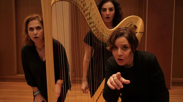 Η Φένια Παπαδόδημα πλάθει μια μουσική παράσταση πάνω στο έργο του Αλέξανδρου Παπαδιαμάντη