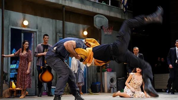 Η αυλή των θαυμάτων - Το μιούζικαλ