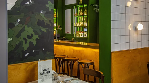 Αυτή η νεοταβέρνα μας θυμίζει ότι το Παγκράτι έχει και ήσυχες γωνιές