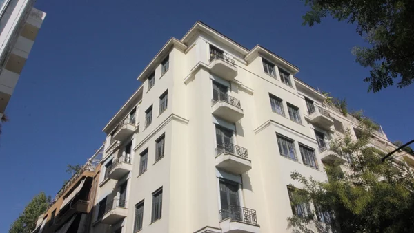 Η Cheapart μετακομίζει δίπλα στο Εθνικό Αρχαιολογικό