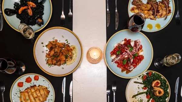 S. Pellegrino: Μας καλωσορίζει στο "Lasmari Apraos" στην Κέρκυρα