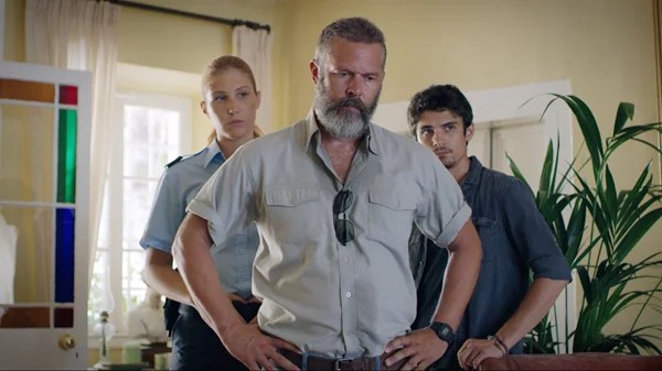 "42°C": Ένα από τα καλύτερα ελληνικά ερωτικά θρίλερ έρχεται στον ΑΝΤ1