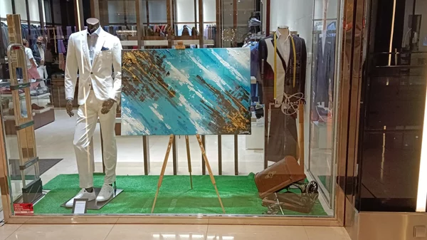 "Vardas": Η μόδα συναντά την τέχνη μέσα από τα έργα 8 σύγχρονων εικαστικών