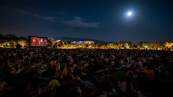 Πανσέληνος στο ΚΠΙΣΝ με σινε-μαραθώνιο και 'Πειρατές της Καραϊβικής'