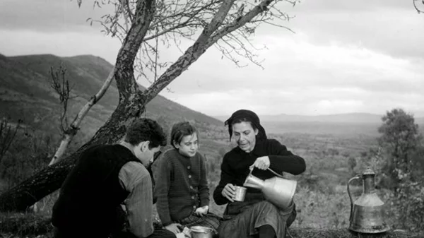 Απόψε (27/10) στην TV: ελληνική βραδιά