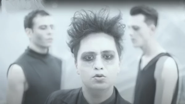 Οι She Past Away επιστρέφουν σε Αθήνα και Θεσσαλονίκη