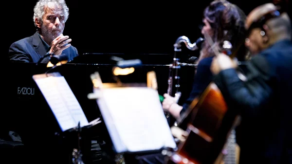 Ο Νικόλα Πιοβάνι φέρνει αέρα Όσκαρ στο Ηρώδειο