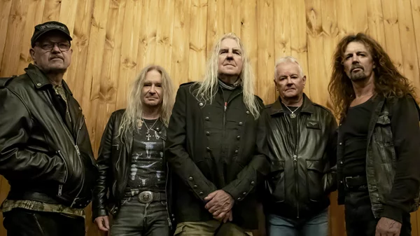 Saxon: 7 καθοριστικοί δίσκοι