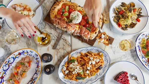 Κυριακάτικα μεσημέρια στην Αθηναϊκή Ριβιέρα