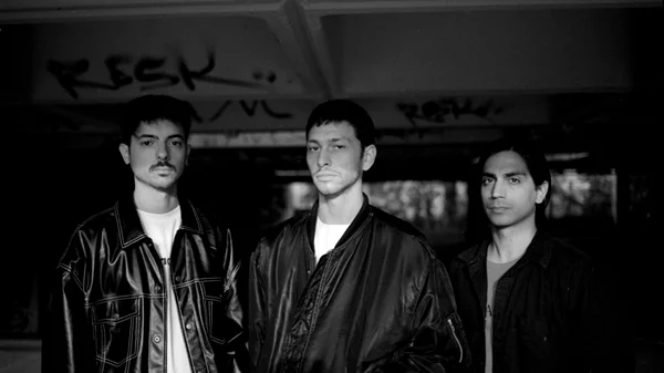 Οι Sworr. live στο Oddity