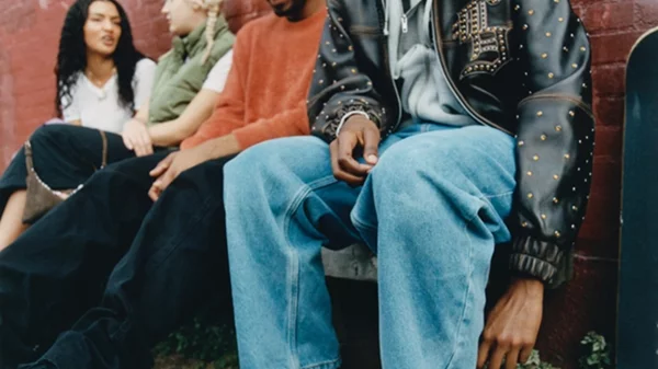 Η Vans γεφυρώνει το παρελθόν και το παρόν με τη νέα καμπάνια ‘Always Out There’