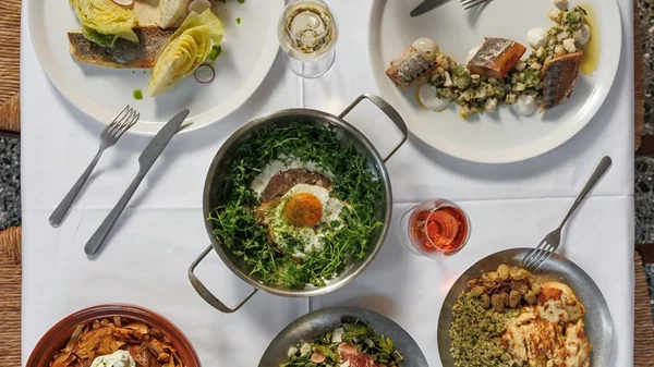 Η επόμενη πίστα του μεζεδοπωλείου σε 5 νέα μαγαζιά