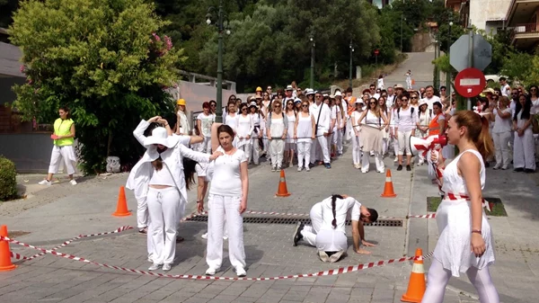 Το Θέατρο Ημέρας γίνεται 30 και το γιορτάζει με νέο τριήμερο φεστιβάλ θεατρικού παιχνιδιού