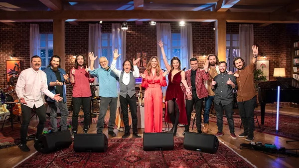 Έρχεται το πιο ποπ-ροκ εν ρολ "Μουσικό Κουτί" της χρονιάς