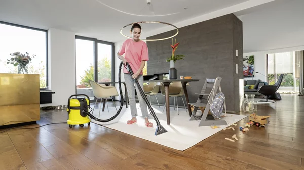 Kärcher SE: οι πρωτοποριακές σκούπες που πλένουν και στεγνώνουν επιτόπου