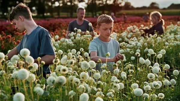 Φεστιβάλ Κανών: Το "Close" του Λούκας Ντοντ φαβορί για τον Χρυσό Φοίνικα