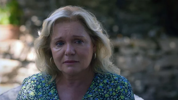 Η δυναμική επιστροφή του "Maestro" με το ποιητικό "Mother"