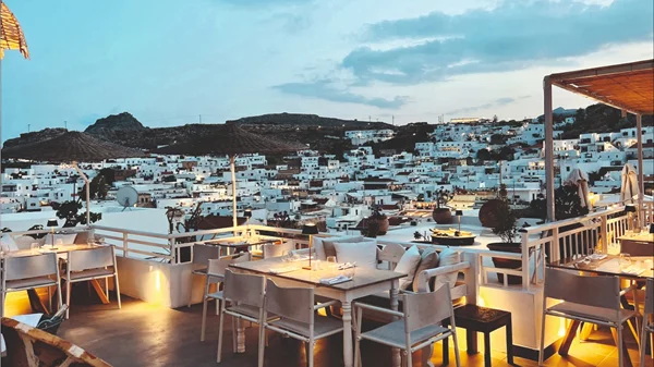 "César Meze Bar", Ρόδος